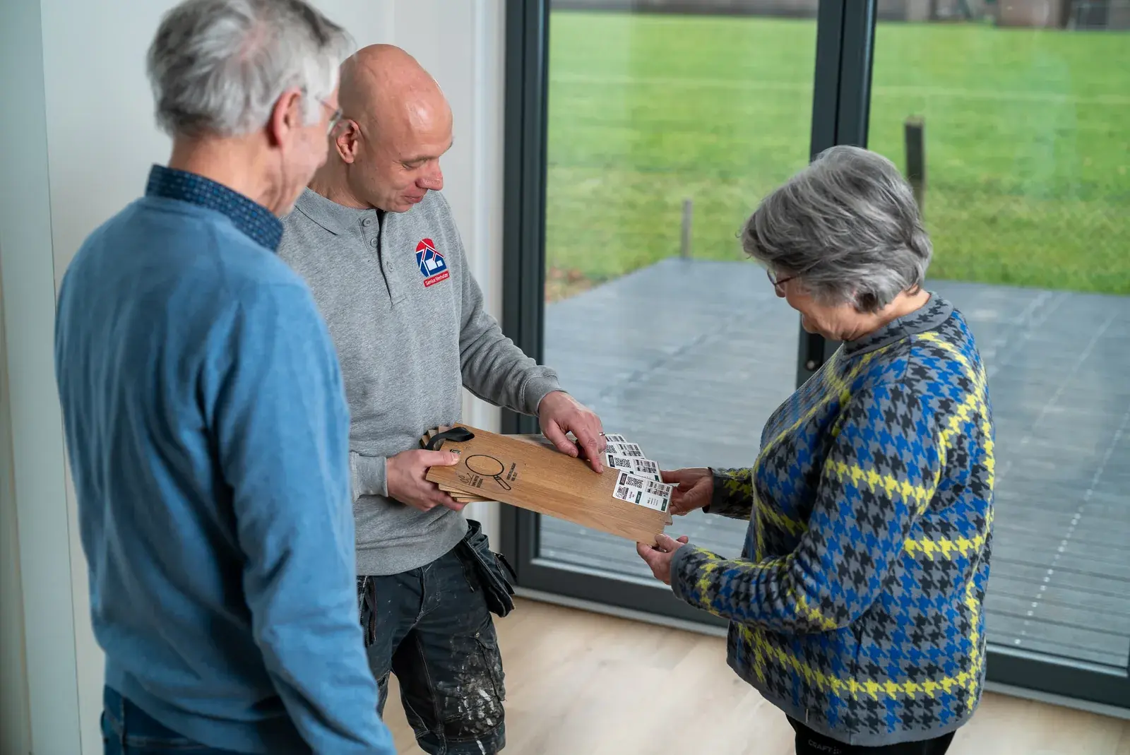 Danny van Tol geeft vloeradvies aan huis